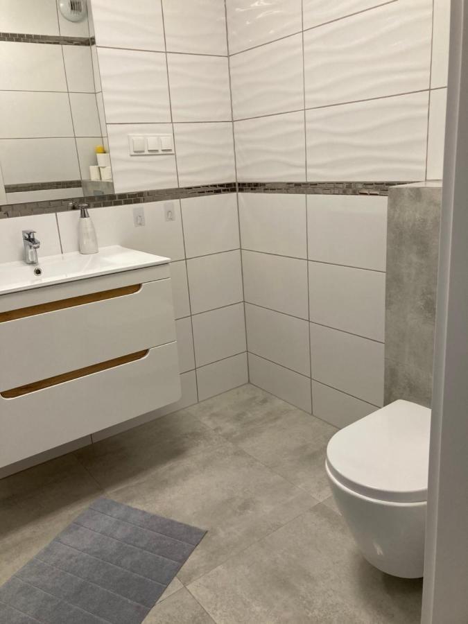 Al. Solidarnosci Apartment *